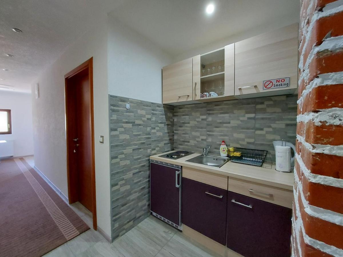 House Boketto Ξενοδοχείο Korenica Εξωτερικό φωτογραφία